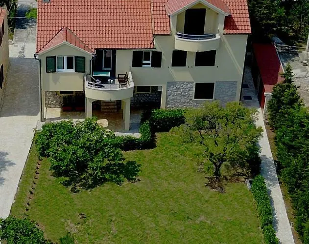 Seaside Apartments Laurus Murter
